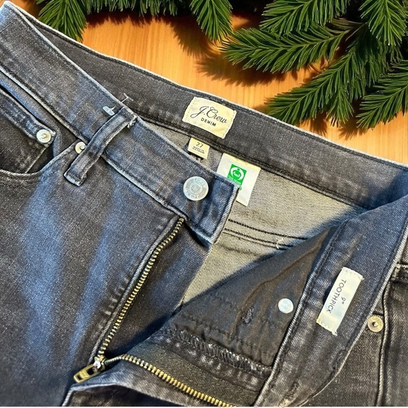 J. Crew ‘9” High-Rise Toothpick Jean’ in “Charcoal Wash” Size 27 ASO Meghan M - Picture 4 of 16